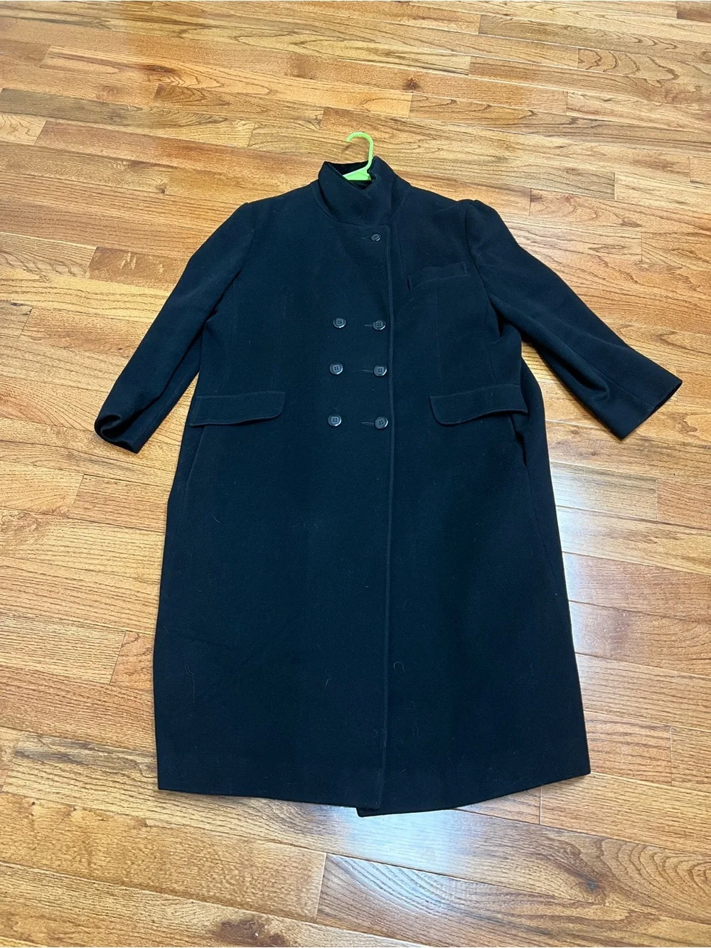 Classic Double-Breasted Black Wool Coat with velvet detail
